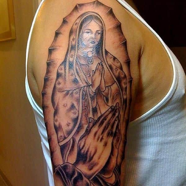 tatuagem de virgem maria ombro3