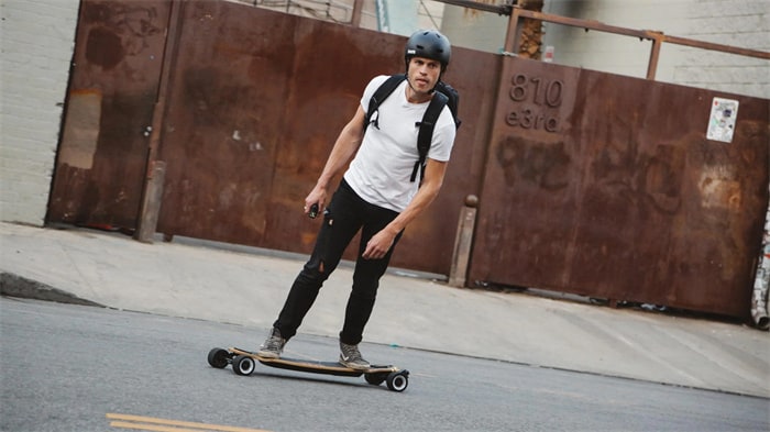 Gli skateboard elettrici più veloci