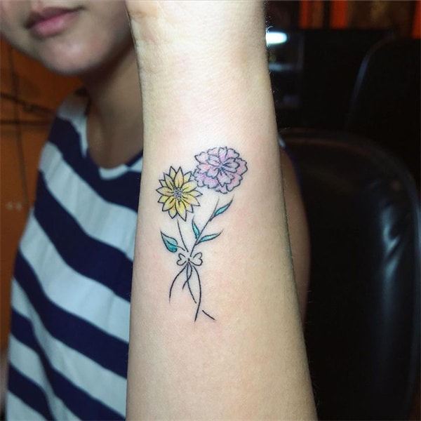 Carnation and sunflower tattoo2