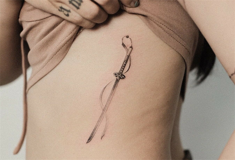 Ideias para tatuagens com espadas